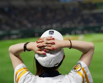 Wanjia fabrikasi yaxshilangan beysbol qopqoqlarini ishga tushirdi