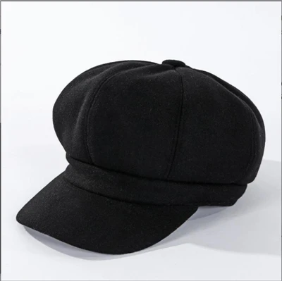 Ayollar uchun klassik beret shlyapalari